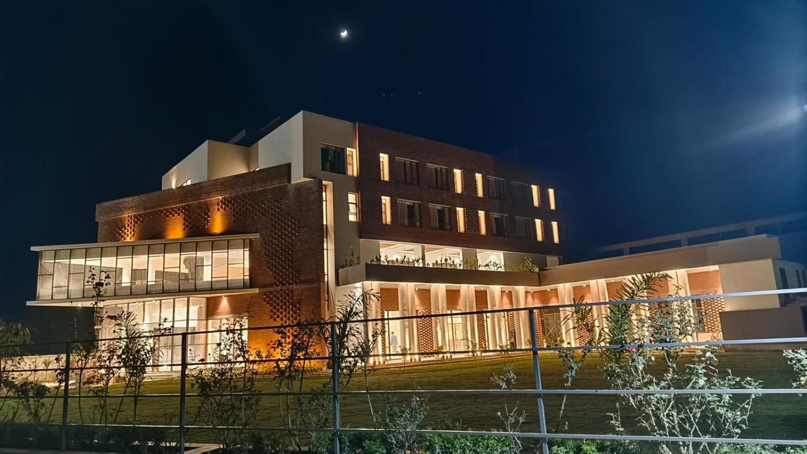 The Pearl Club Resort Shānti Niketan Εξωτερικό φωτογραφία