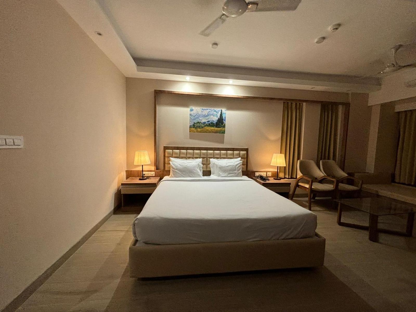 The Pearl Club Resort Shānti Niketan Εξωτερικό φωτογραφία