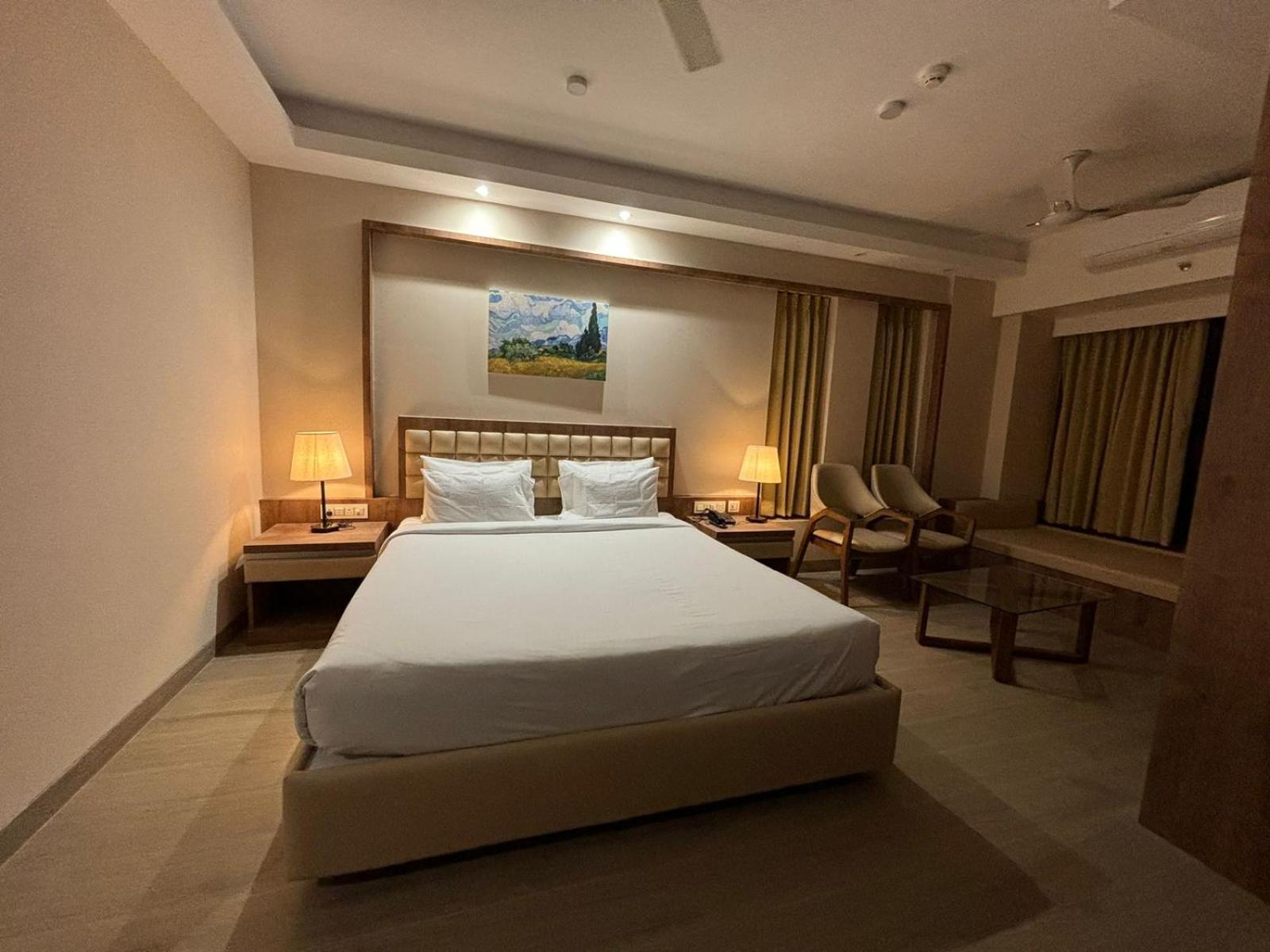 The Pearl Club Resort Shānti Niketan Εξωτερικό φωτογραφία