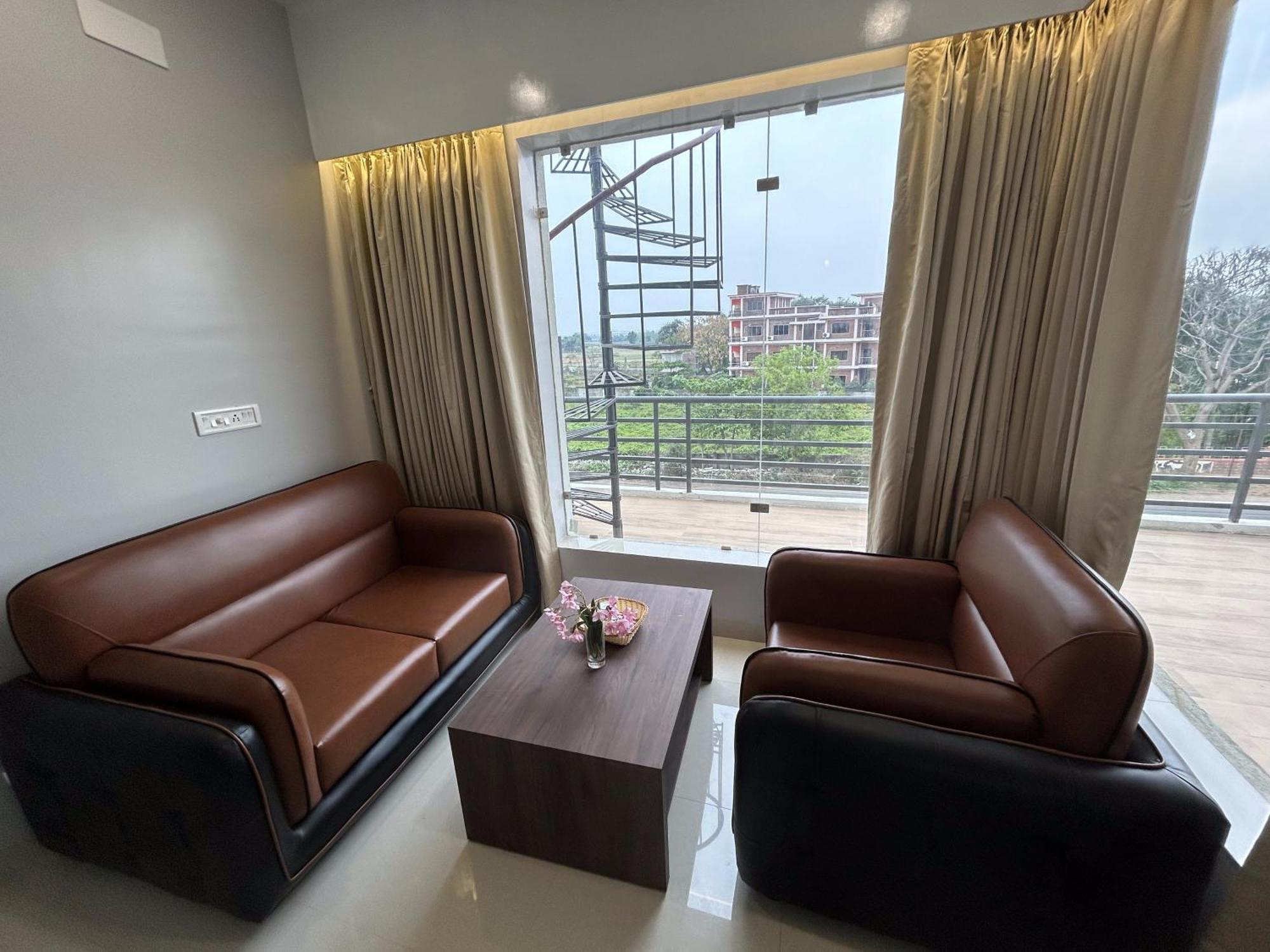 The Pearl Club Resort Shānti Niketan Εξωτερικό φωτογραφία