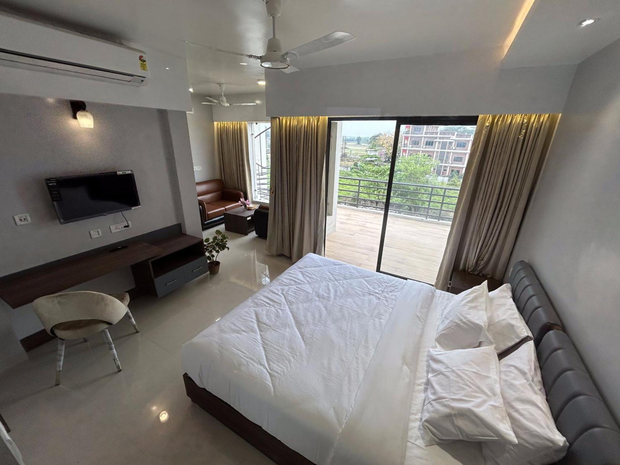 The Pearl Club Resort Shānti Niketan Εξωτερικό φωτογραφία
