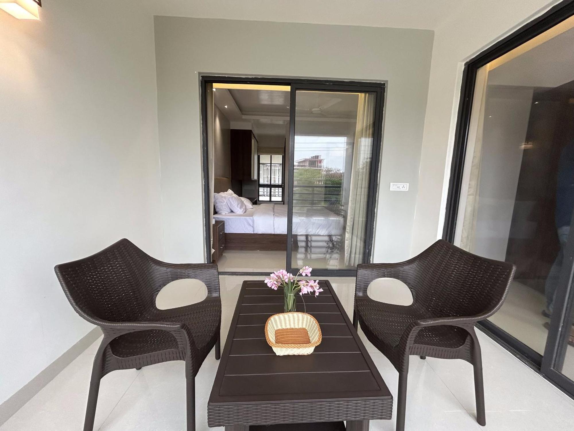 The Pearl Club Resort Shānti Niketan Εξωτερικό φωτογραφία